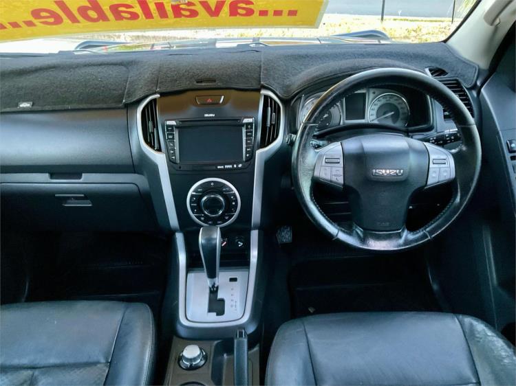 black isuzu mux 9.jpg